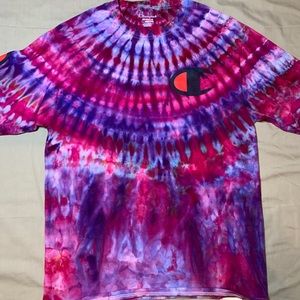 Champion Tiedye shirt